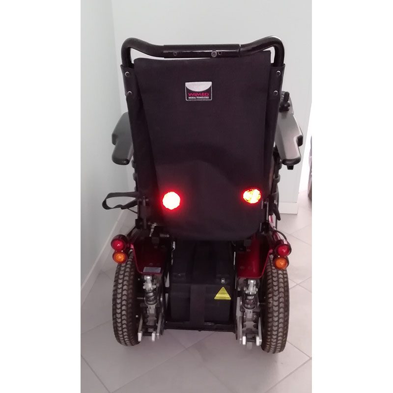 carrozzina elettrica da interno ed esterno con pedane reclinabili usato garantito disabili e anziani wimed rocket 3