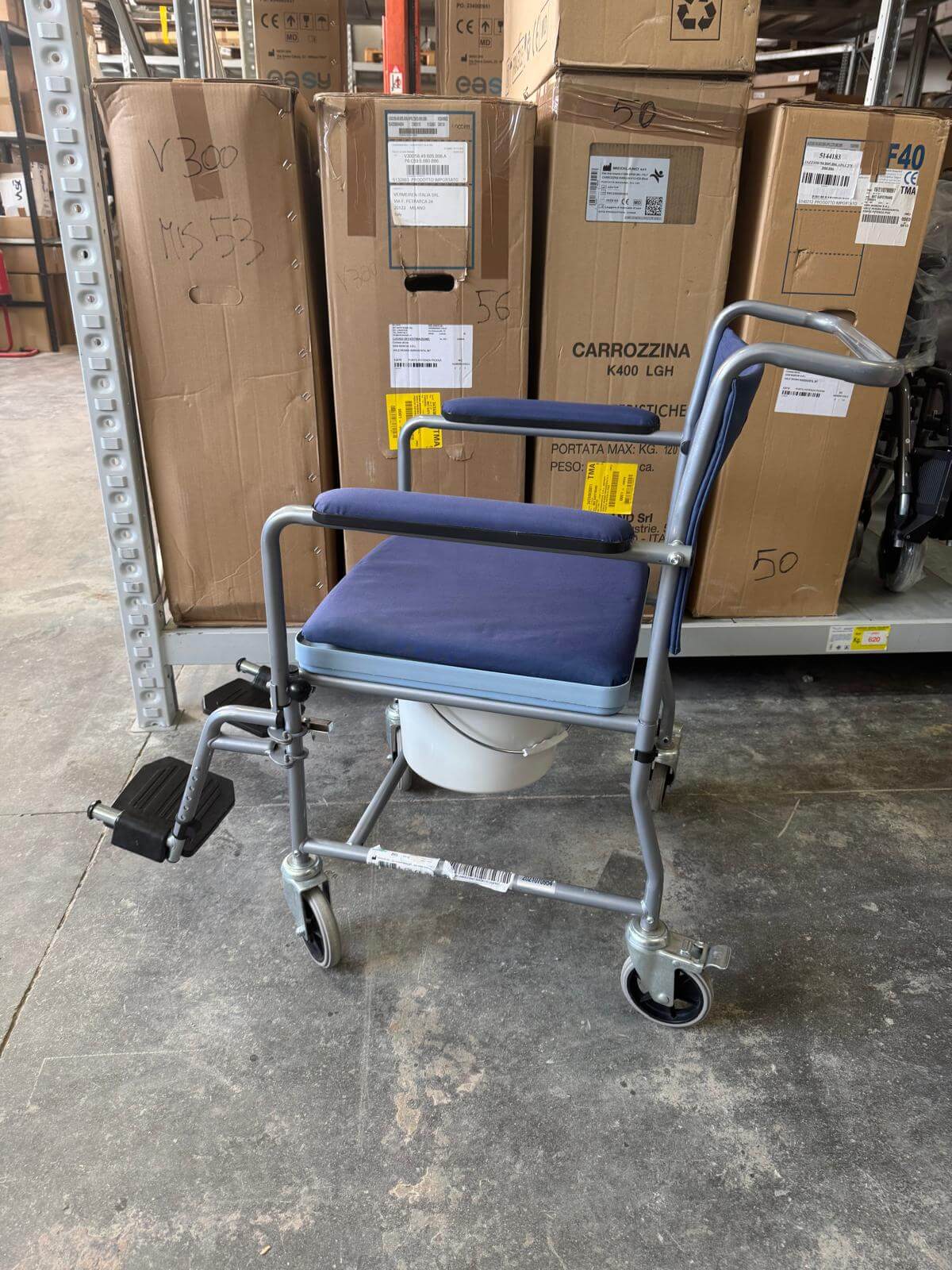 SEDIA COMODA RUOTE DA 100 con secchio - usato