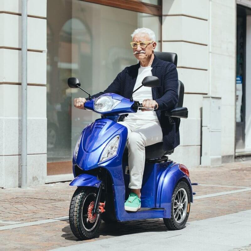 Scooter-Elettrici-3-Ruote-per-Disabili-Anziani
