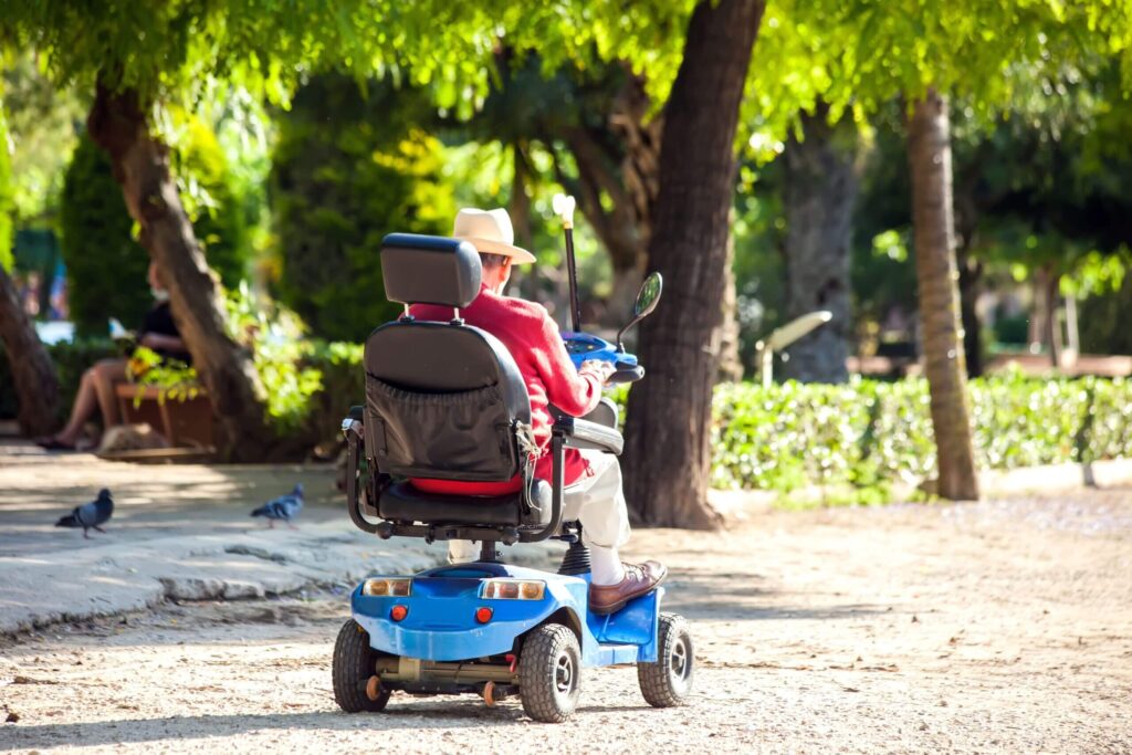 scooter-elettrico-disabili-anziani