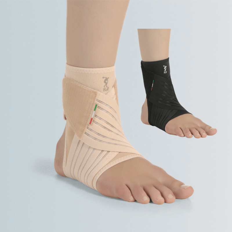 La Cavigliera con Bendaggio ad 8 è progettata per offrire stabilizzazione e supporto all'articolazione della caviglia. Realizzata con tessuto Sensitive® Fabric, questo prodotto combina elasticità, leggerezza, traspirabilità e aderenza per garantire comfort e flessibilità durante l'uso. Il bendaggio ad 8, costruito in materiale altamente elastico, fornisce un supporto supplementare e aiuta a mantenere la caviglia nella posizione corretta, riducendo il rischio di ulteriori lesioni.
