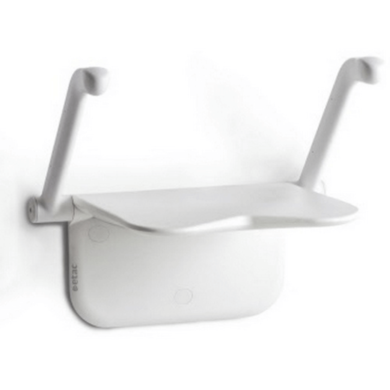 Il Sedile per Doccia Relax è un prodotto intelligente ed elegante che si ripiega comodamente appiattito sulla parete quando non è in uso. Questo sedile è stato progettato con un'attenzione particolare ai dettagli, offrendo un design minimalista scandinavo che dona al tuo bagno un aspetto più elegante e moderno.